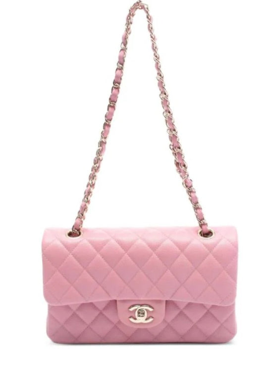 CHANEL leather shoulder bag